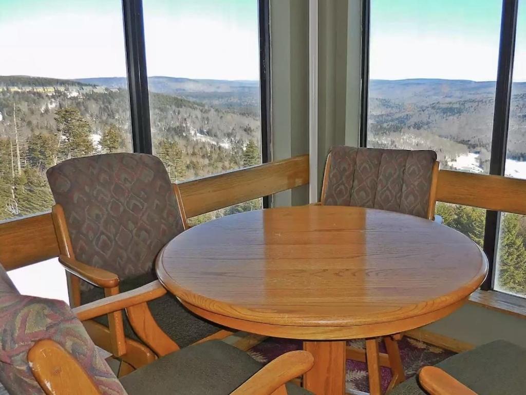 Enjoy The Long Range View, Ski In N Out Top Of The Mountain Condo スノーシュー エクステリア 写真