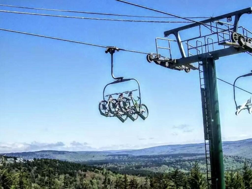 Enjoy The Long Range View, Ski In N Out Top Of The Mountain Condo スノーシュー エクステリア 写真